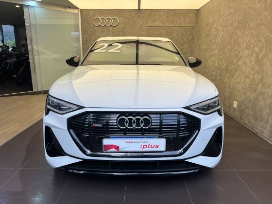 AUDI E-TRON ELÉTRICO SPORTBACK PERFORMANCE BLACK QUATTRO